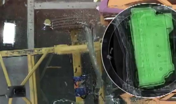 crash_test_of_volvo_v60_plug-in_hybrid_rear_offset crash_test_of_volvo_v60_plug-in_hybrid_rear_offset