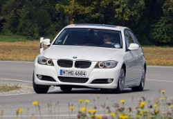 bmw-320d_efficientdynamics_2010 bmw-320d_efficientdynamics_2010