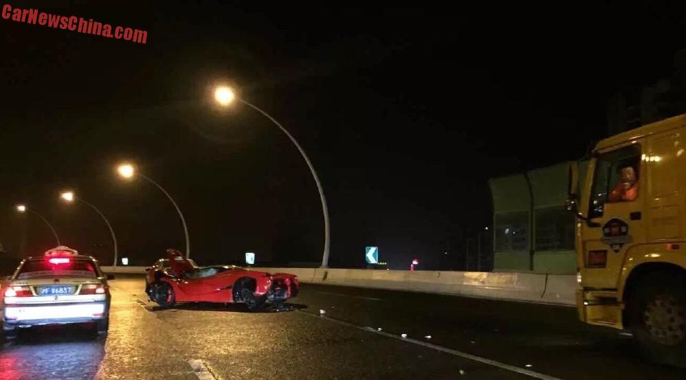 Σκόνη και θρύψαλα έγινε μία ακόμη LaFerrari  