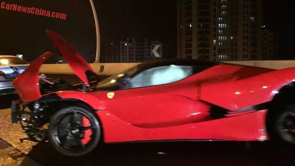 Σκόνη και θρύψαλα έγινε μία ακόμη LaFerrari  