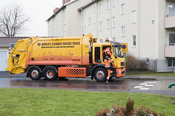 volvo_hybrid_truck_large_resize