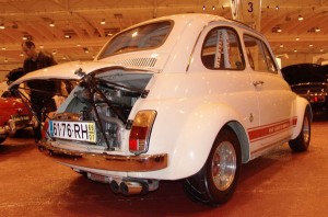 Ένα 695 Αbarth σε έκθεση ιστορικών αυτοκινήτων στην Λισαβόνα.