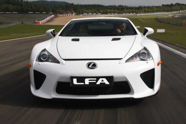 2012-lexus-lfa-4