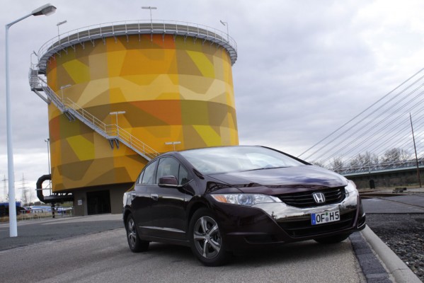 honda-fcx-clarity-caroto-11