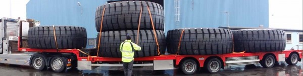 bridgestone-brings-world_s-largest-tyre-to-europe-1