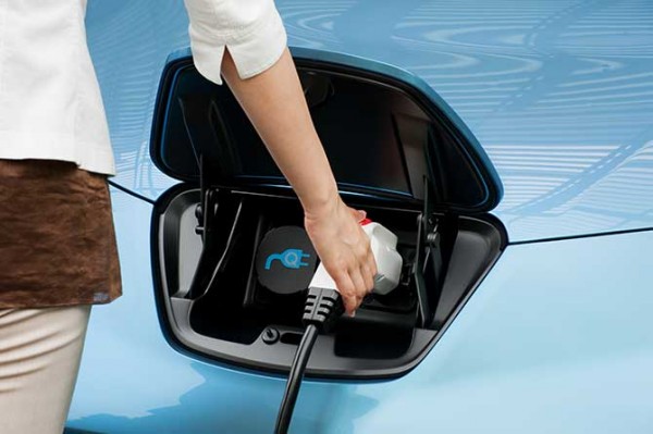 nissan_leaf_05