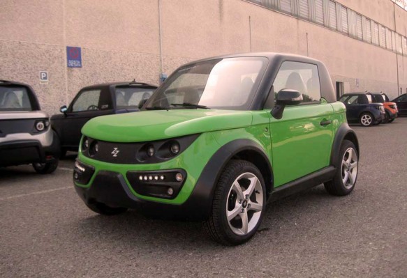 tropical-citycar-greek-electric-car-5