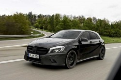 mercedes-benz-a-45amg-scoop-2