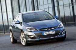 opel-astra-facelift-2012-6