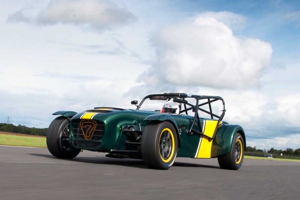 caterham-7-superlight-r600-2013-1