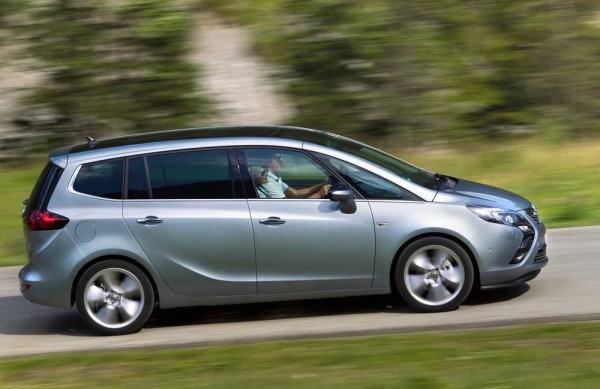 opel_zafira_tourer_14_turbo_caroto_gr_test-111