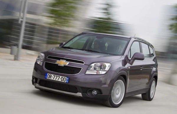 chevrolet-orlando_2012_140ps_caroto_test-10