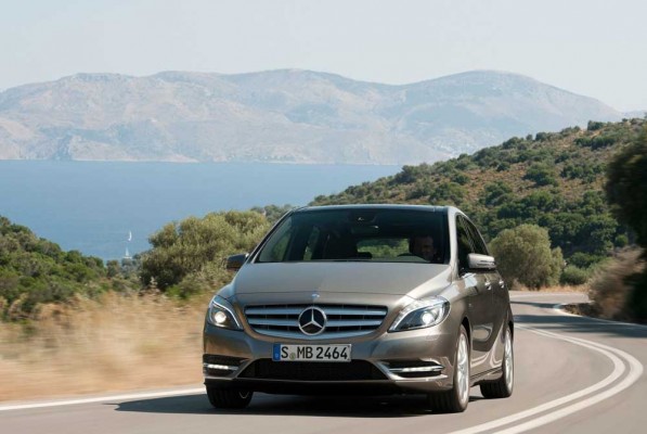 mercedes-benz-b-class_2011_caroto_test-27