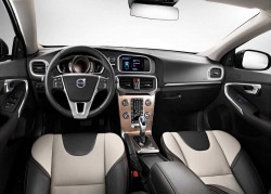 Volvo-V40_Cross_Country_2013_gr times (3)