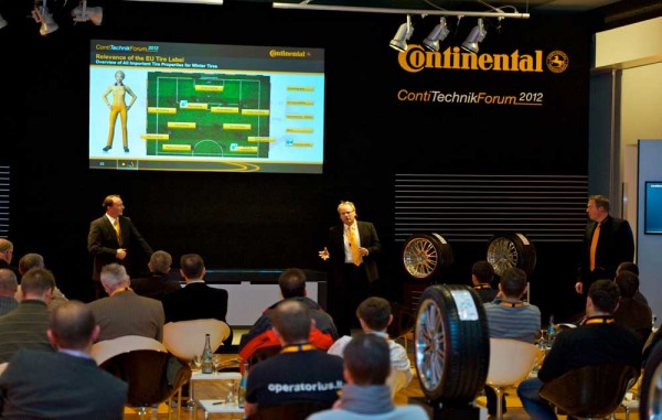 david-odonnell-dr-burkhard-wies-and-alexander-bahlmann-during-the-qa-session