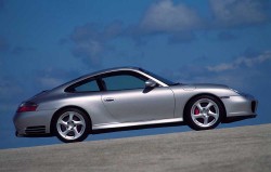 2002_Porsche-911_Carrera_4S