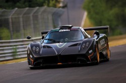 F1-DRIVERS-CARS-992-HAMILTON-Pagani-Zonda