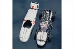 MERCEDES-W196-SILVER-ARROW-6