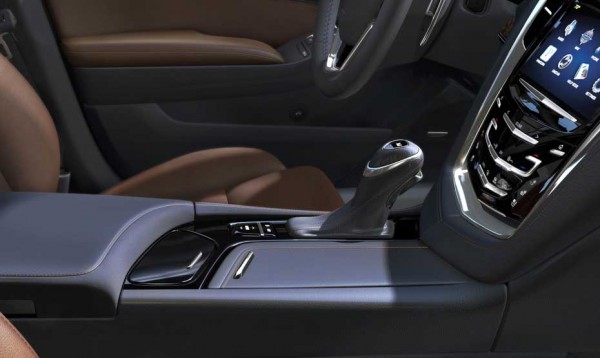 2014-Cadillac-CTS-014