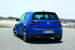 2014 Volkswagen Golf R (1)