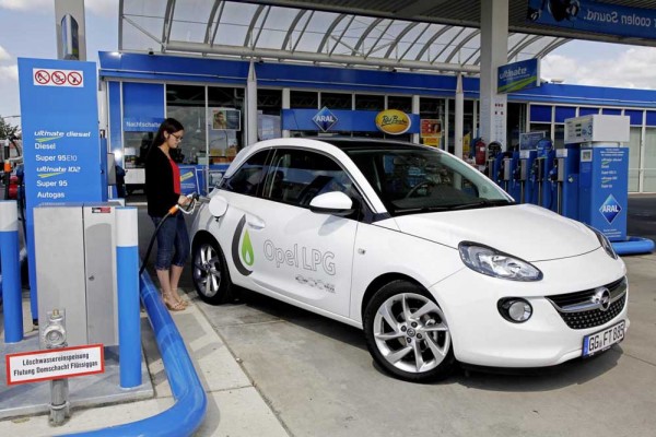 Opel Adam LPG 2013 (8)