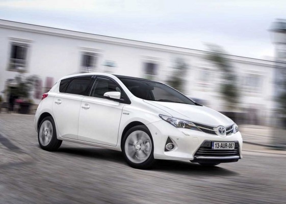 Toyota-Auris_HSD-Hybrid_caroto_test_2013 (2)