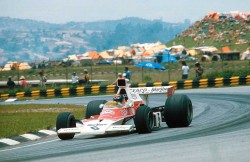 Jed Leceister</p><p>Audi Q3 White<br />blue