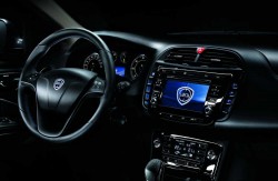 LANCIA-DELTA-2014-4-MOMO