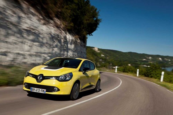 Renault_Clio_900_Tce_caroto_test (1)