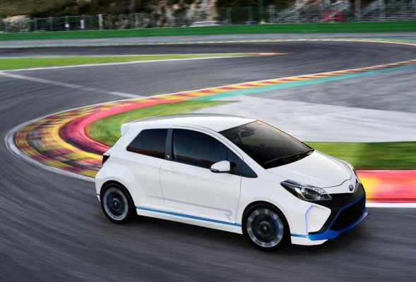 Toyota Yaris Hybrid-R official images (5)