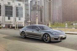 2014 Porsche Panamera Turbo S launched (2)
