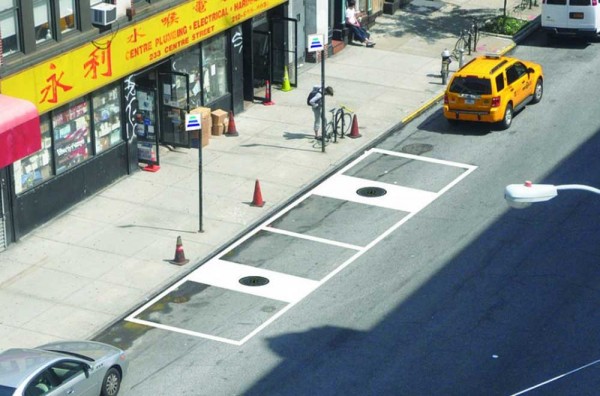 HEVO manhole wirelessly charges EVs