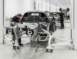 McLaren P1 officially enters production  (4)