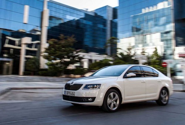 Skoda Octavia TDI 105 PS caroto test 2013 (15)