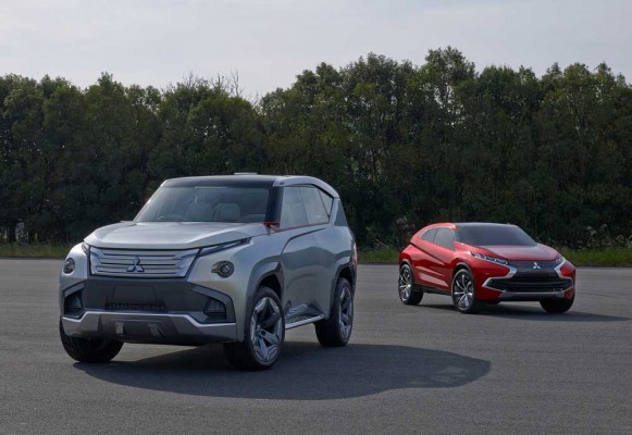 Mitsubishi-GC-PHEV_Concept_2013_800 (8)