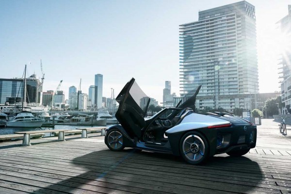 Nissan BladeGlider concept Tokyo debut (7)