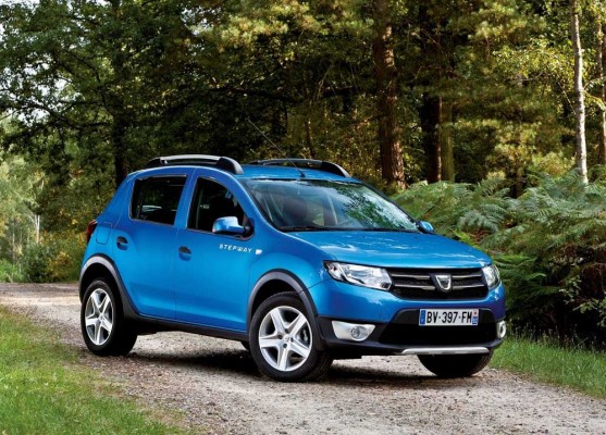 Dacia-Sandero_Stepway_2013_345 (1)