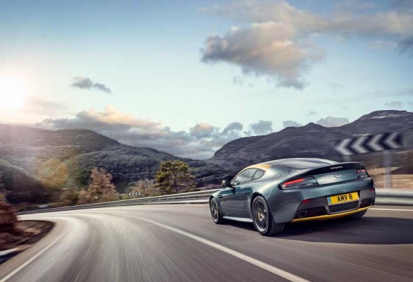 Aston Martin V8 Vantage N430 (2)