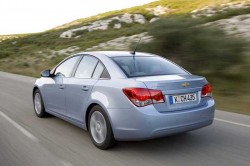 Chevrolet-Cruze-4-door-100 PS (4)