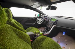 Opel Astra Copacabana Maracana Stadium (1)