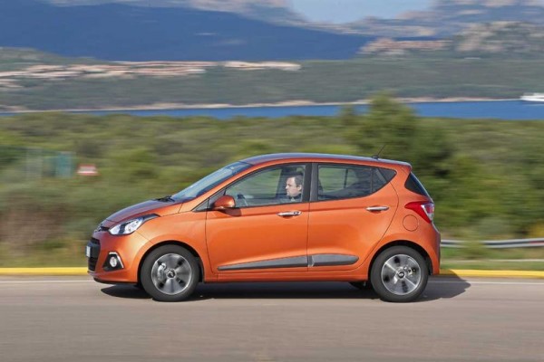 hyundai-new-i10-first-drive-caroto-2013-sardinia-100