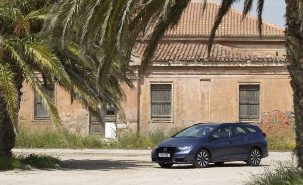 Honda Civic Tourer i-DTEC caroto test 2014 (15)