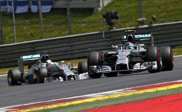 2014 Austrian Grand Prix Rosberg Hamilton (1)