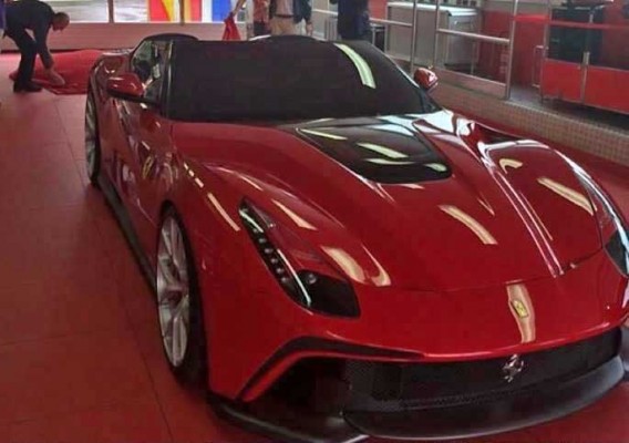 Ferrari F12 TRS one-off packs KERS (3)