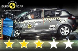 RENAULT-MEGANE-3-STARS