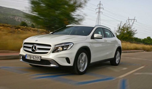 Mercedes-Benz GLA 220 CDI 4MATIC caroto test drive 2014 (11)