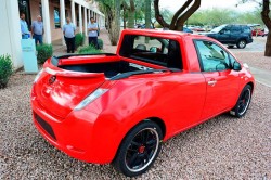 NISSAN-LEAF-PICK-UP-3
