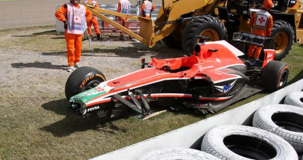 F1-GP-JAPAN-BIANCHI-CRASH-1