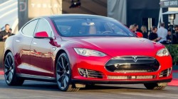 Tesla Model S P85D (3)