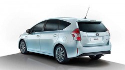 Toyota-Prius+-FL-4